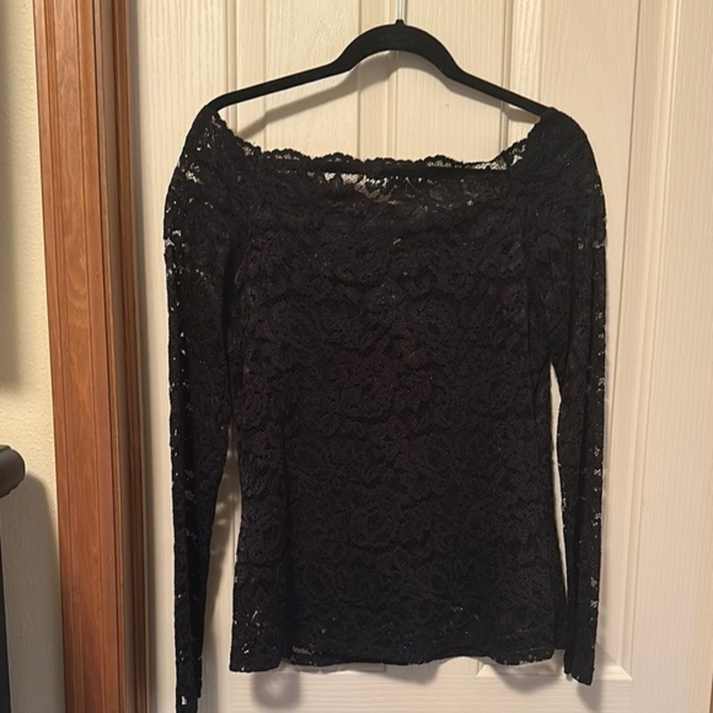 Karen Kane Black Fitted Embellished Blouse, size extra large